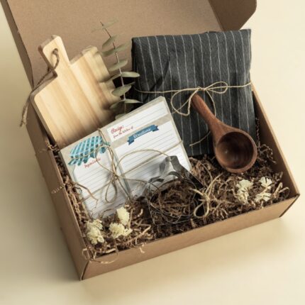bakingsetaproncuttingshapesspoonrecipesgiftbox