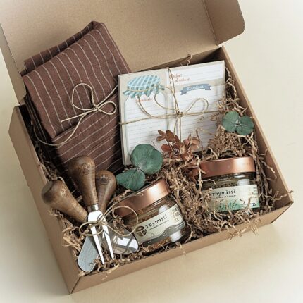 giftboxwithspicesseasaltrecipesapronlinenservingtoolskitchencooking
