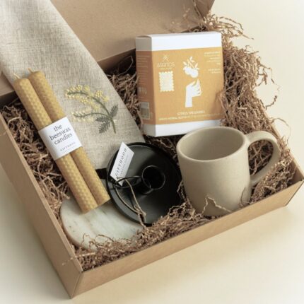 ceramicmugherbaltealinentowelbeeswaxcandlesmarblecoastergiftboxtealovers