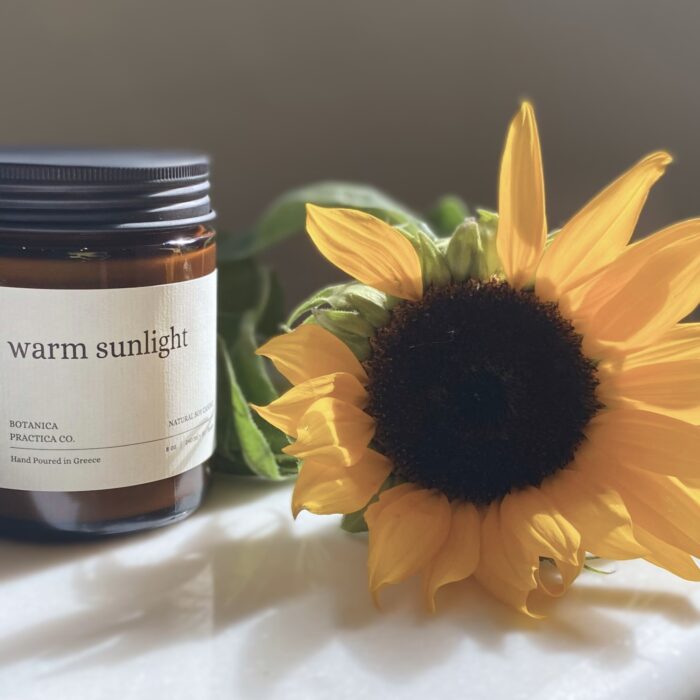 warmsunlightsoycandlesinamberjarwoodenwick